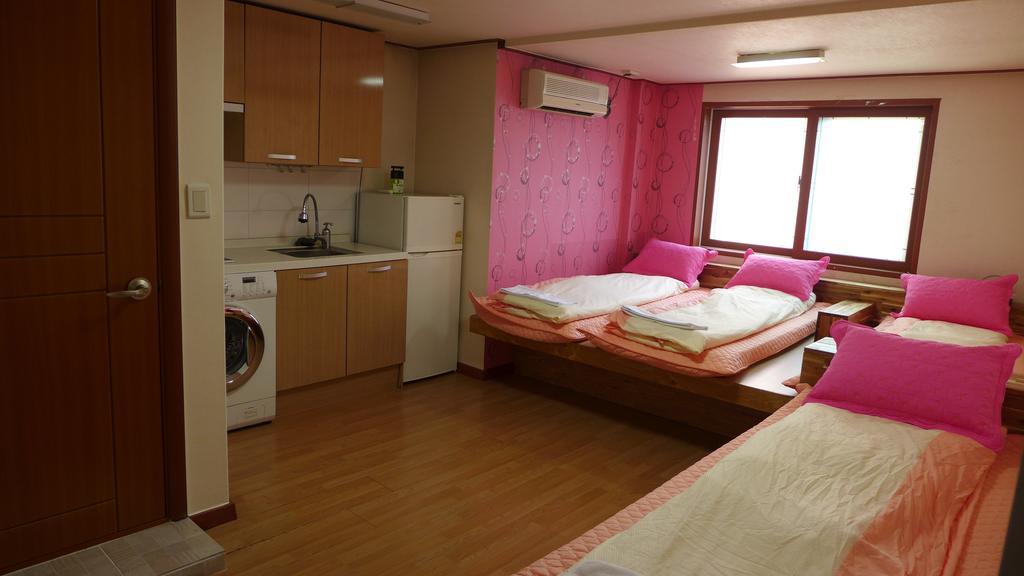 Bong Backpackers Seul Quarto foto