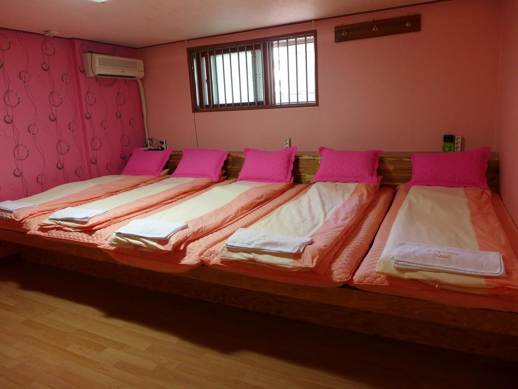Bong Backpackers Seul Quarto foto