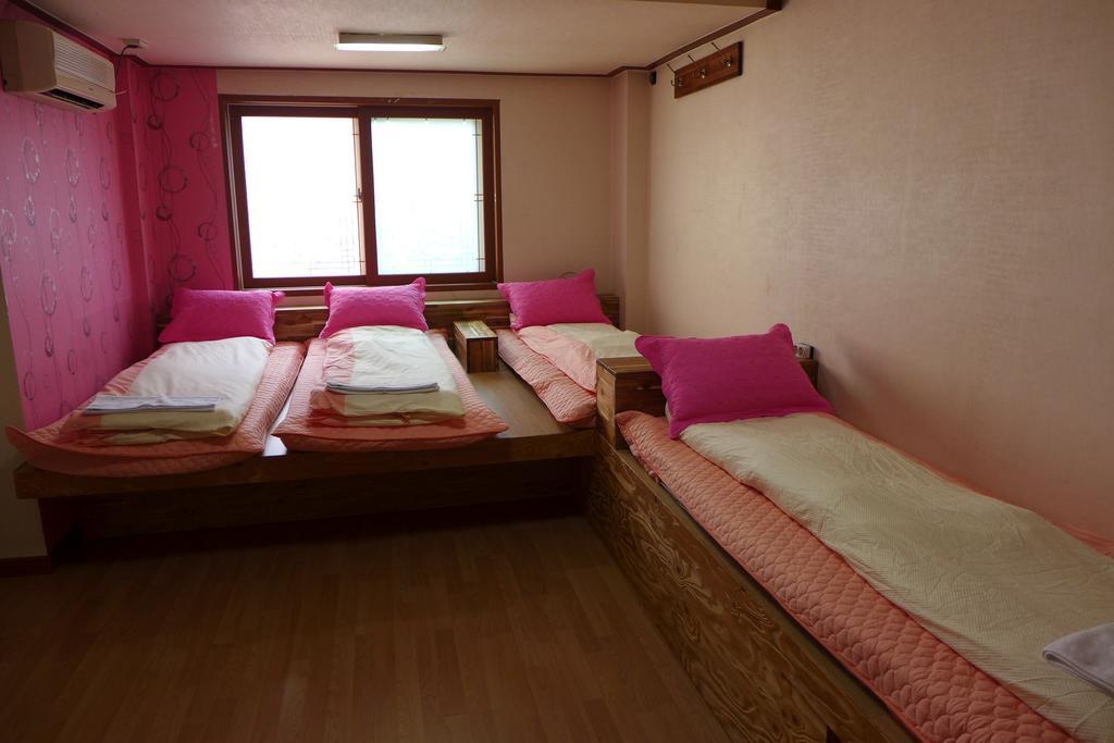 Bong Backpackers Seul Quarto foto