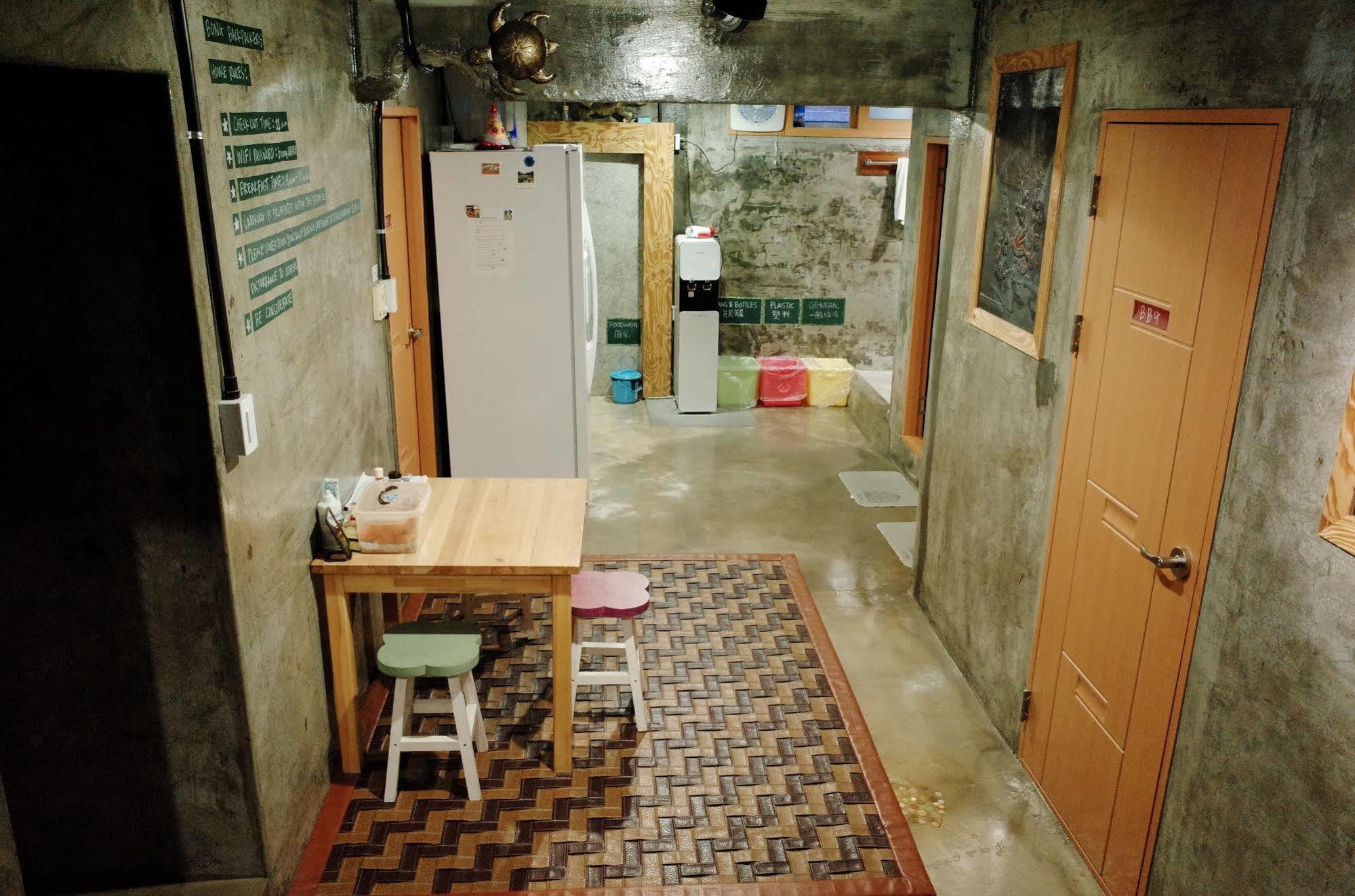 Bong Backpackers Seul Exterior foto