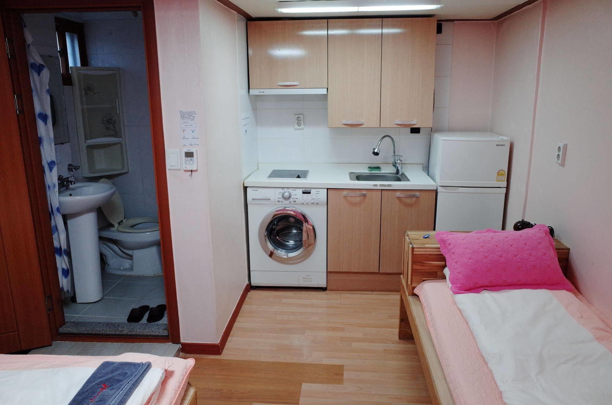 Bong Backpackers Seul Exterior foto