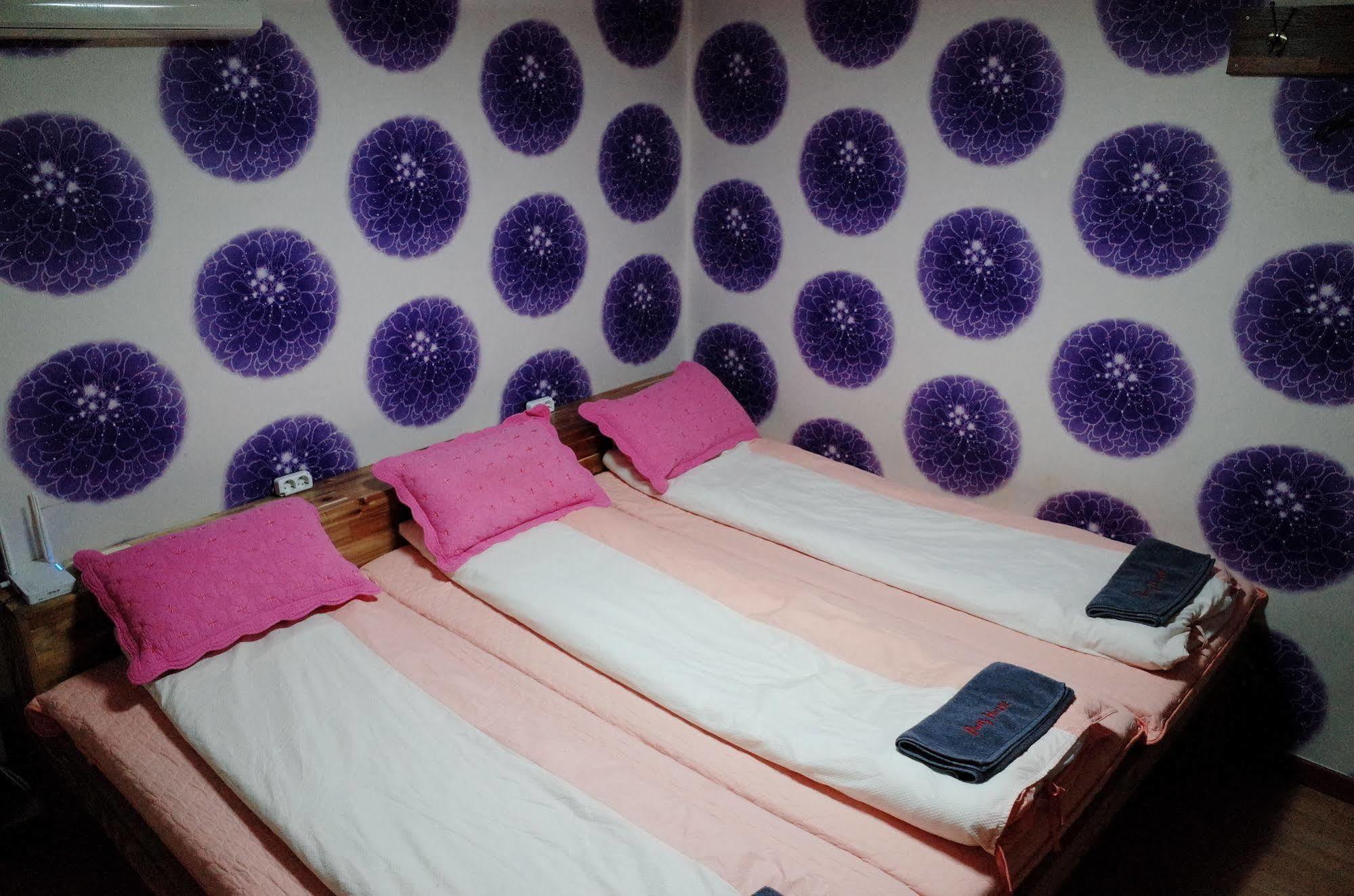 Bong Backpackers Seul Exterior foto